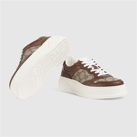 Sneaker donna GG in pelle marrone chiaro 